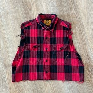 Cropped red flannel